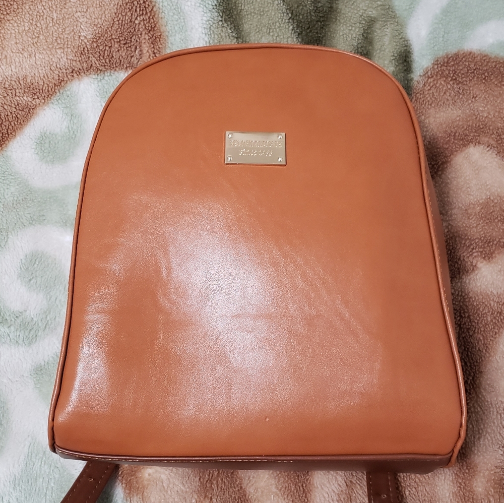 NEW.. Brown Tan Backpack
